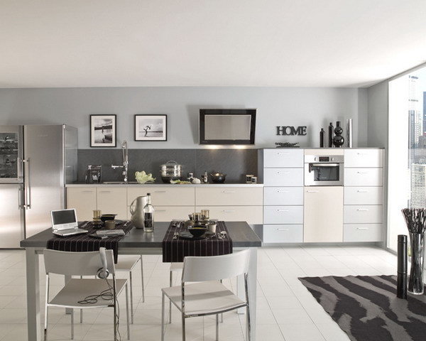 Фотография: Кухня и столовая в стиле Современный, Декор интерьера, Дизайн интерьера, Цвет в интерьере, Черный, Пол – фото на INMYROOM