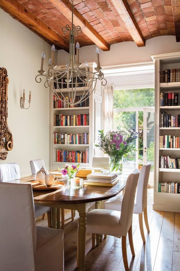 Фотография: Кухня и столовая в стиле Прованс и Кантри, Декор интерьера, Квартира, Испания, Барселона – фото на INMYROOM