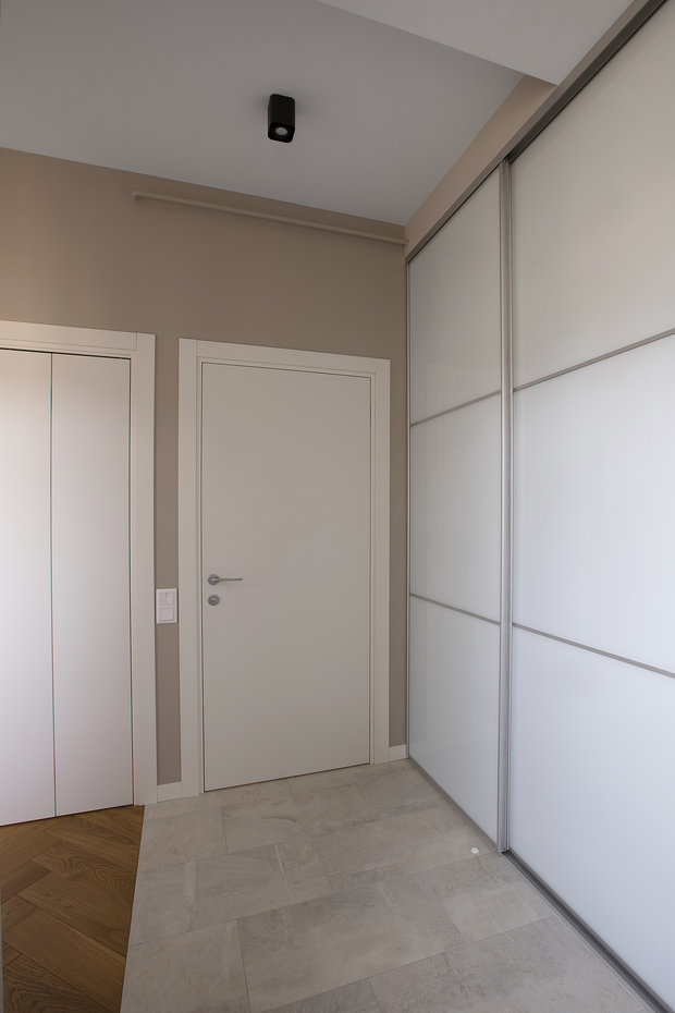 Фотография: Прихожая в стиле Минимализм, Современный, Квартира, Проект недели, Санкт-Петербург, 3 комнаты, 60-90 метров, BAS.architects – фото на INMYROOM