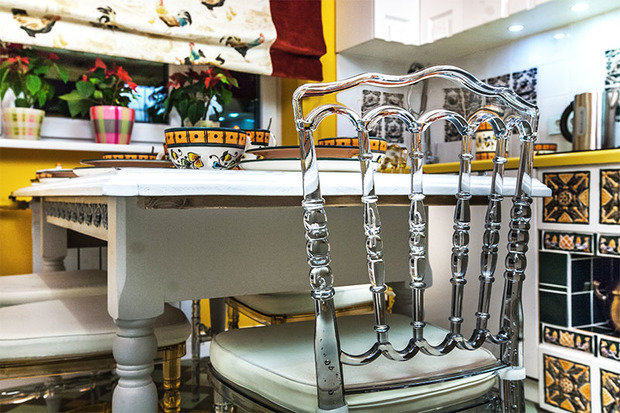 Фотография: Кухня и столовая в стиле Прованс и Кантри, Современный, Эклектика, Интерьер комнат – фото на INMYROOM