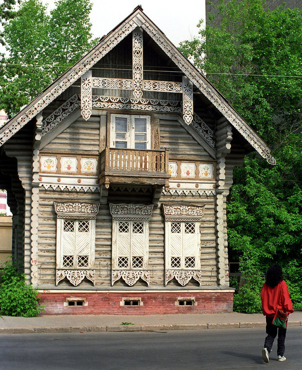 Адрес: Москва, Хамовники, Погодинская улица, 12А