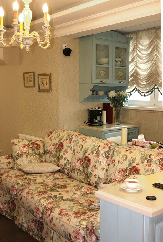 Фотография: Кухня и столовая в стиле Прованс и Кантри, Квартира, Дома и квартиры – фото на INMYROOM