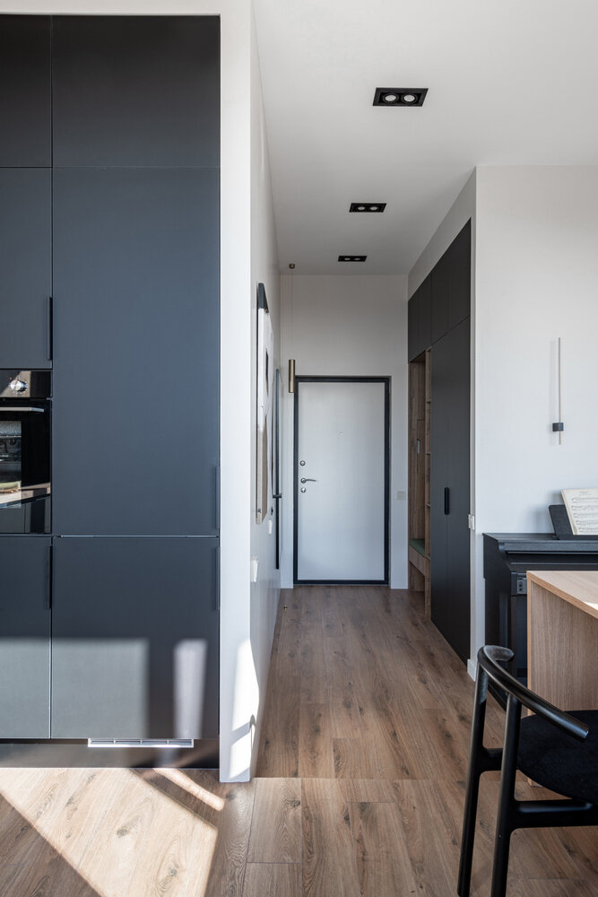 Фотография: Прихожая в стиле Современный, Малогабаритная квартира, Квартира, Студия, Проект недели, Москва, Монолитный дом, до 40 метров, Екатерина Егорова-Орлетинова, Екатерина Балданова – фото на INMYROOM Фотография: Прихожая в стиле Современный, Малогабаритная квартира, Квартира, Студия, Проект недели, Москва, Монолитный дом, до 40 метров, Екатерина Егорова-Орлетинова, Екатерина Балданова – фото на INMYROOM