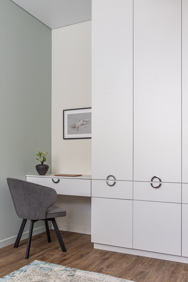 Фотография: Спальня в стиле Современный, Эклектика, Квартира, Проект дня, Москва, Сталинка, 3 комнаты, 60-90 метров, Карина Алтунина – фото на INMYROOM