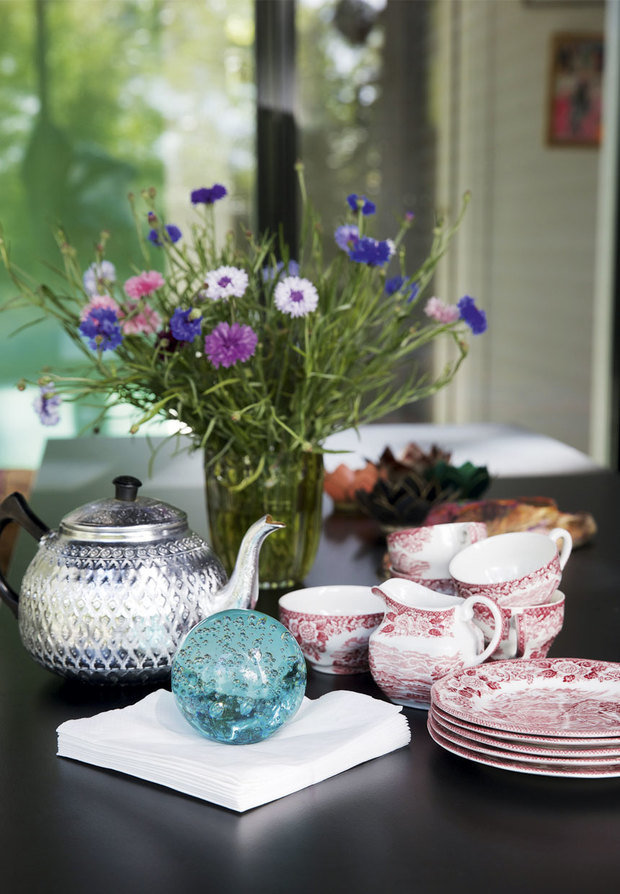 Фото из портфолио Красочный коттедж – фотографии дизайна интерьеров на INMYROOM