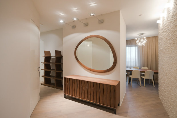 Фотография: Прихожая в стиле Минимализм, Эко, Классический, Квартира, Проект недели, Москва, Бежевый – фото на INMYROOM