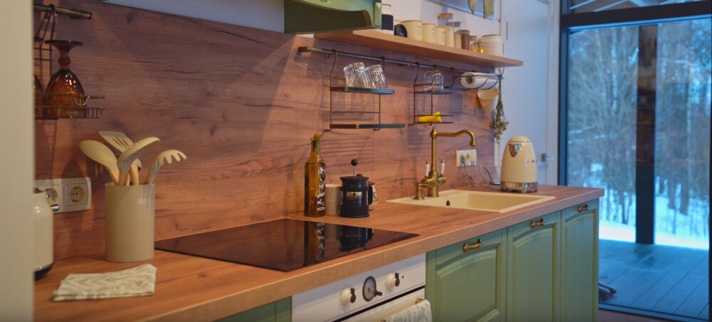 Фотография: в стиле , Дом, Интерьер комнат, Дизайн интерьера, Переделка, Москва, интерьер дома, как обустроить загородный дом, мансарда в загородном доме, маленький загородный дом, загородный дом, Ирина Безрукова, Звездный дом, дом с баней, дом с панорамными окнами – фото на INMYROOM