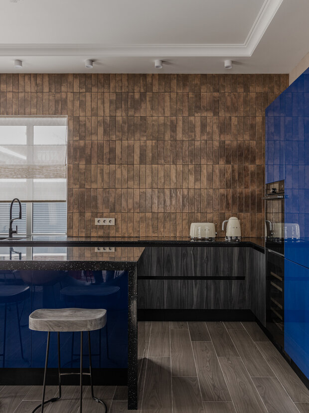 Фотография: Кухня и столовая в стиле Современный, Дом, Проект дня, Дом и дача, Самара, 4 и больше, Более 90 метров, Индивидуальный проект, Александра Баканова – фото на INMYROOM