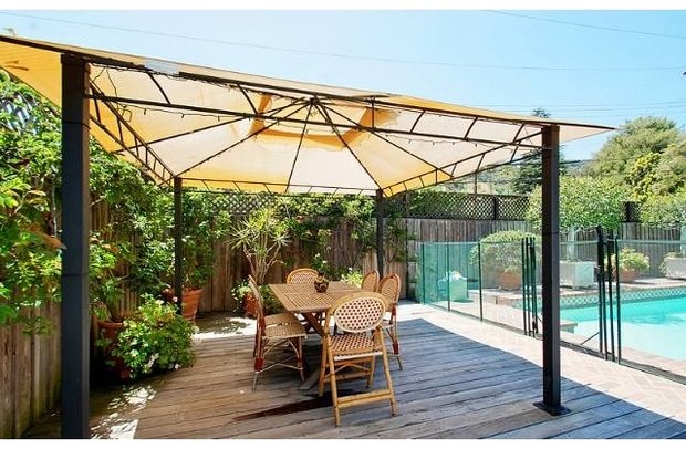 Фотография: Балкон, Терраса в стиле Современный, Дом, Дома и квартиры, Интерьеры звезд – фото на INMYROOM