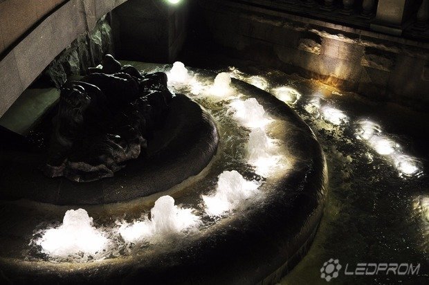 Фото из портфолио Подсветка на Манежной площади – фотографии дизайна интерьеров на INMYROOM