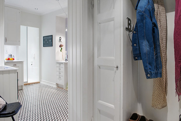 Фотография: Прихожая в стиле Скандинавский, Малогабаритная квартира, Квартира, Дома и квартиры – фото на INMYROOM