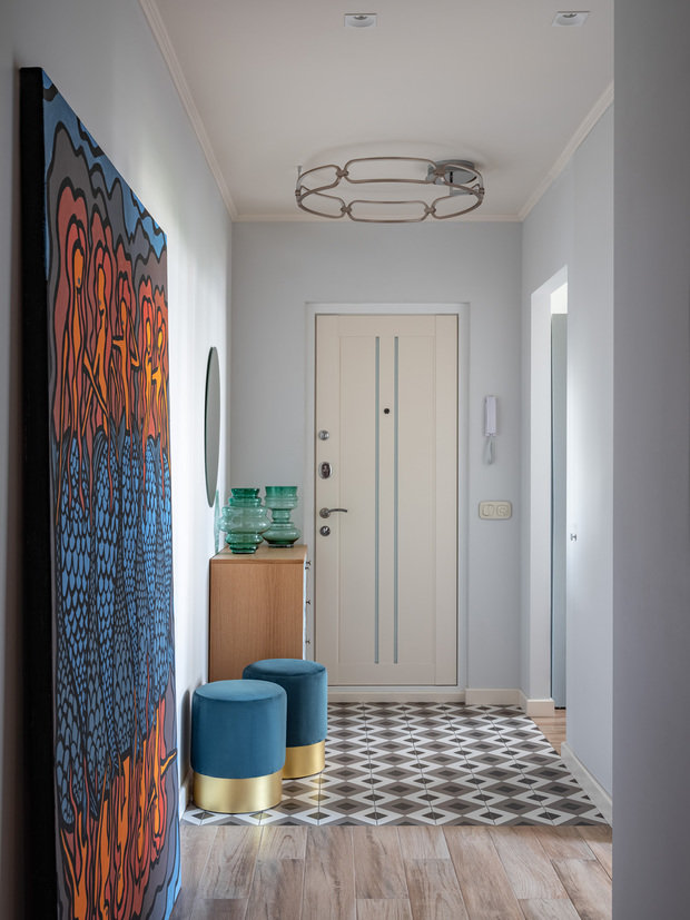 Фотография: Прихожая в стиле Скандинавский, Современный, Квартира, Проект дня, Москва, П-30, Панельный дом, 3 комнаты, 40-60 метров, Ирина Ежова – фото на INMYROOM