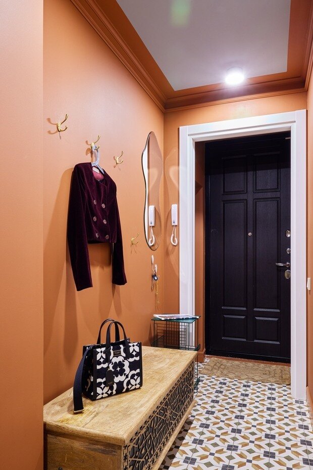 Фотография: Прихожая в стиле Скандинавский, Эклектика, Винтажный, Малогабаритная квартира, Квартира, Проект дня, Санкт-Петербург, 2 комнаты, 40-60 метров, Эльнара Майылова – фото на INMYROOM