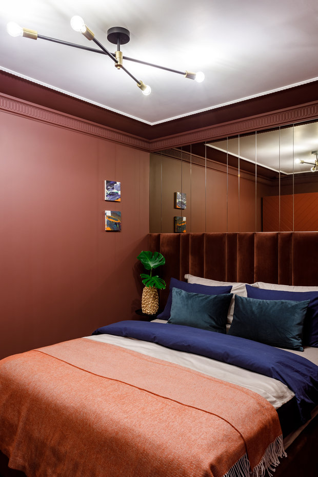 Фотография: Спальня в стиле Современный, Эклектика, Москва, Желтый, Синий, 3 комнаты, Более 90 метров, Эксклюзивные проекты, Римма Семенова, Александр Володин – фото на INMYROOM