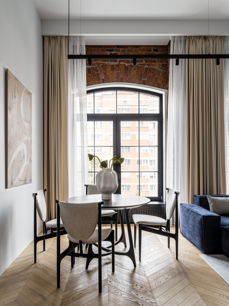 Фотография: Кухня и столовая в стиле Современный, Лофт, Квартира, Проект недели, Москва, Кирпичный дом, 3 комнаты, Более 90 метров, Сергей Клочков, #эксклюзивныепроекты, Dinamika Architects – фото на INMYROOM Фотография: Кухня и столовая в стиле Современный, Лофт, Квартира, Проект недели, Москва, Кирпичный дом, 3 комнаты, Более 90 метров, Сергей Клочков, #эксклюзивныепроекты, Dinamika Architects – фото на INMYROOM