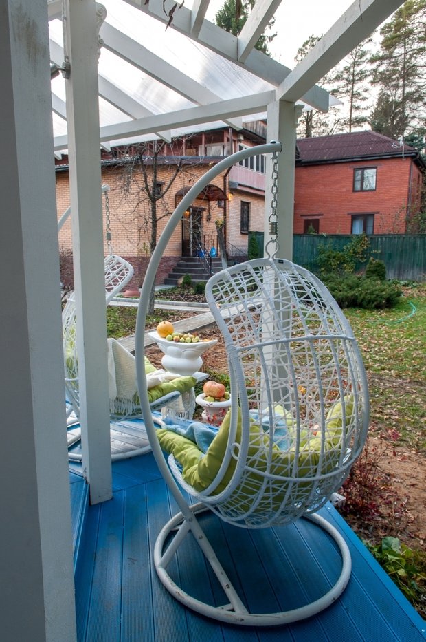 Фотография: Мебель и свет в стиле Эклектика, Дом, Дома и квартиры, Беседка, Барная стойка – фото на INMYROOM