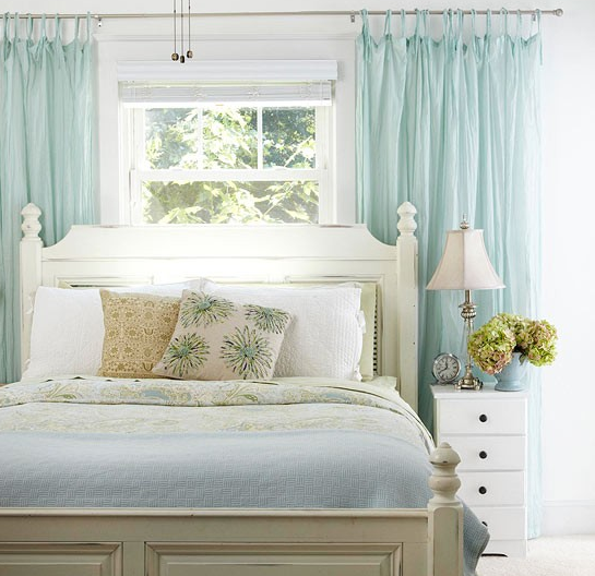 Фотография: Спальня в стиле Прованс и Кантри, Декор интерьера, Интерьер комнат, Декор – фото на INMYROOM