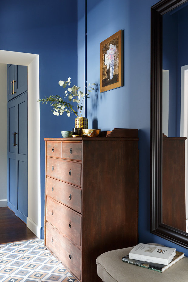 Фотография: Прихожая в стиле Скандинавский, Современный, Эклектика, Малогабаритная квартира, Квартира, Проект недели, Санкт-Петербург, Кирпичный дом, Катя Алагич, Илья Гульянц, El Born Studio, 3 комнаты, 40-60 метров, Иван Сорокин – фото на INMYROOM