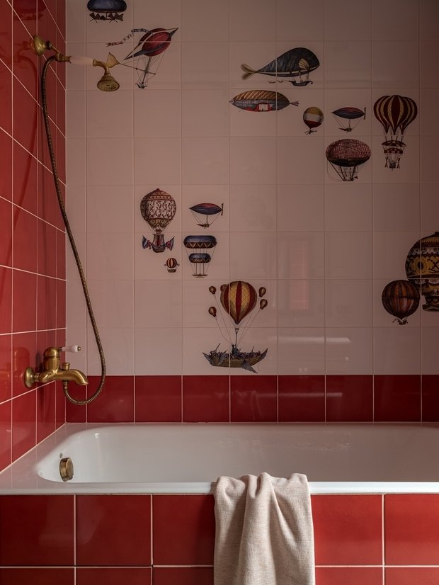 Фотография: Ванная в стиле Классический, Прованс и Кантри, Дом, Проект дня, Дом и дача, Евгений Кулибаба, дом из клееного бруса, 4 и больше, Более 90 метров, Тверская область, Наталья Васильева – фото на INMYROOM