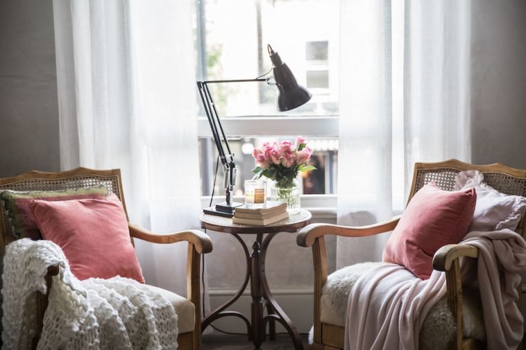 Фотография: Гостиная в стиле Прованс и Кантри, Декор интерьера, Квартира, Лондон – фото на INMYROOM Фотография: Гостиная в стиле Прованс и Кантри, Декор интерьера, Квартира, Лондон – фото на INMYROOM