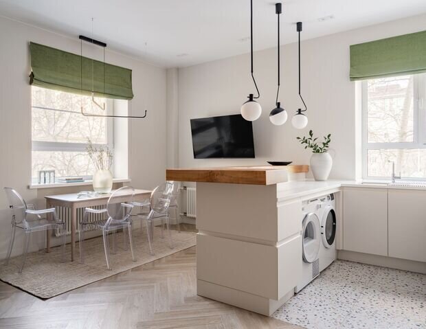 Фотография: Кухня и столовая в стиле Скандинавский, Современный, Минимализм, Квартира, Проект дня, Москва, Сталинка, Кирпичный дом, 3 комнаты, 60-90 метров, Татьяна Отич – фото на INMYROOM