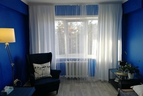 В синем небе звезды блещут