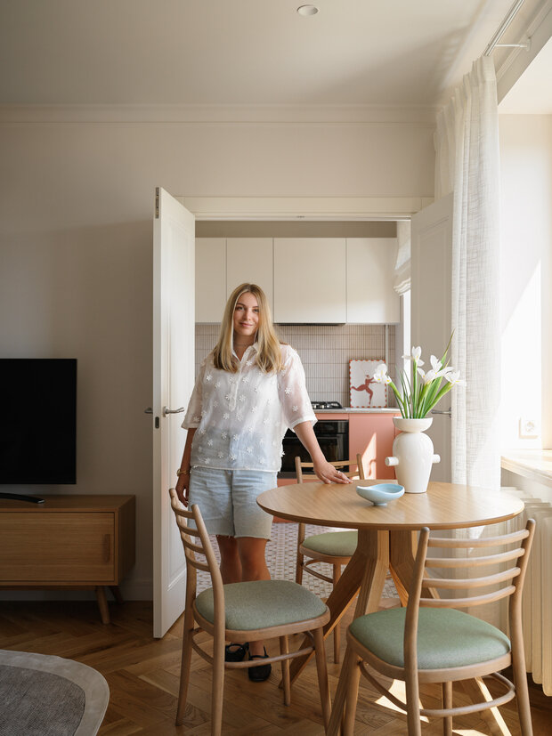 Фотография: Кухня и столовая в стиле Современный, Малогабаритная квартира, Квартира, Проект дня, Москва, Хамовники, Хрущевка, 2 комнаты, 40-60 метров, Анастасия Заркуа – фото на INMYROOM