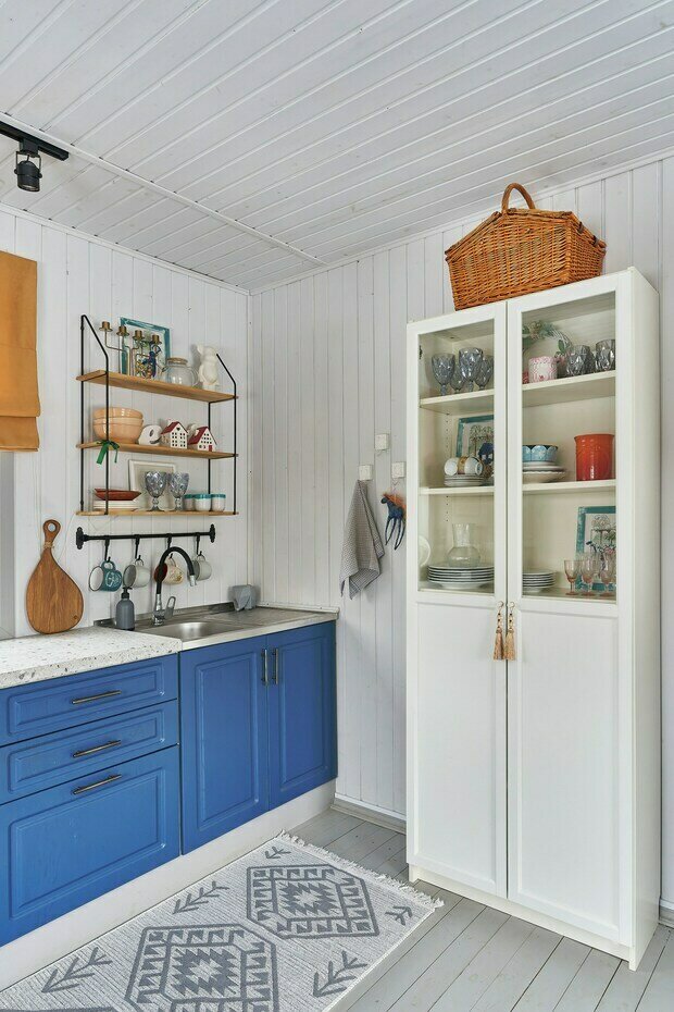 Фотография: Кухня и столовая в стиле Прованс и Кантри, Скандинавский, Эклектика, Винтажный, Проект дня, Дача, Дом и дача, Ирина Собыленская, Сергиев Посад, 2 комнаты, 40-60 метров – фото на INMYROOM