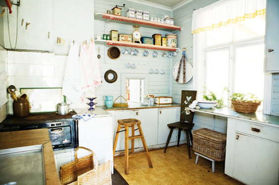 Фотография: Кухня и столовая в стиле Прованс и Кантри, Дом, Дома и квартиры – фото на INMYROOM