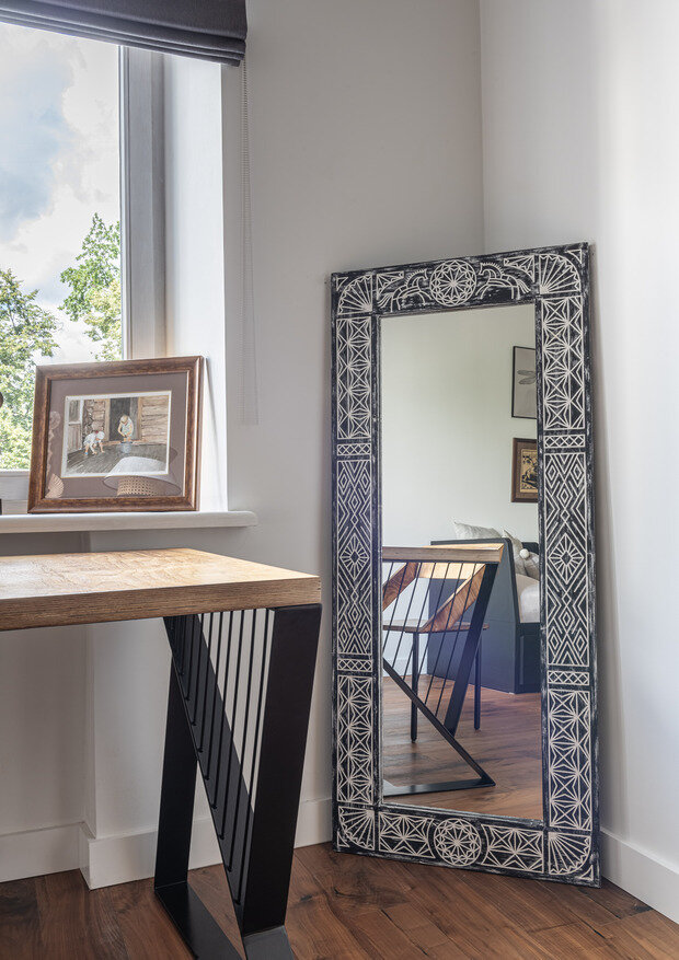 Фотография: Кабинет в стиле Скандинавский, Современный, Эклектика, Квартира, Проект дня, Москва, Сталинка, Кирпичный дом, 3 комнаты, 60-90 метров, эклектичный с элементами этники и современного дизайна, Екатерина Евтихиева – фото на INMYROOM