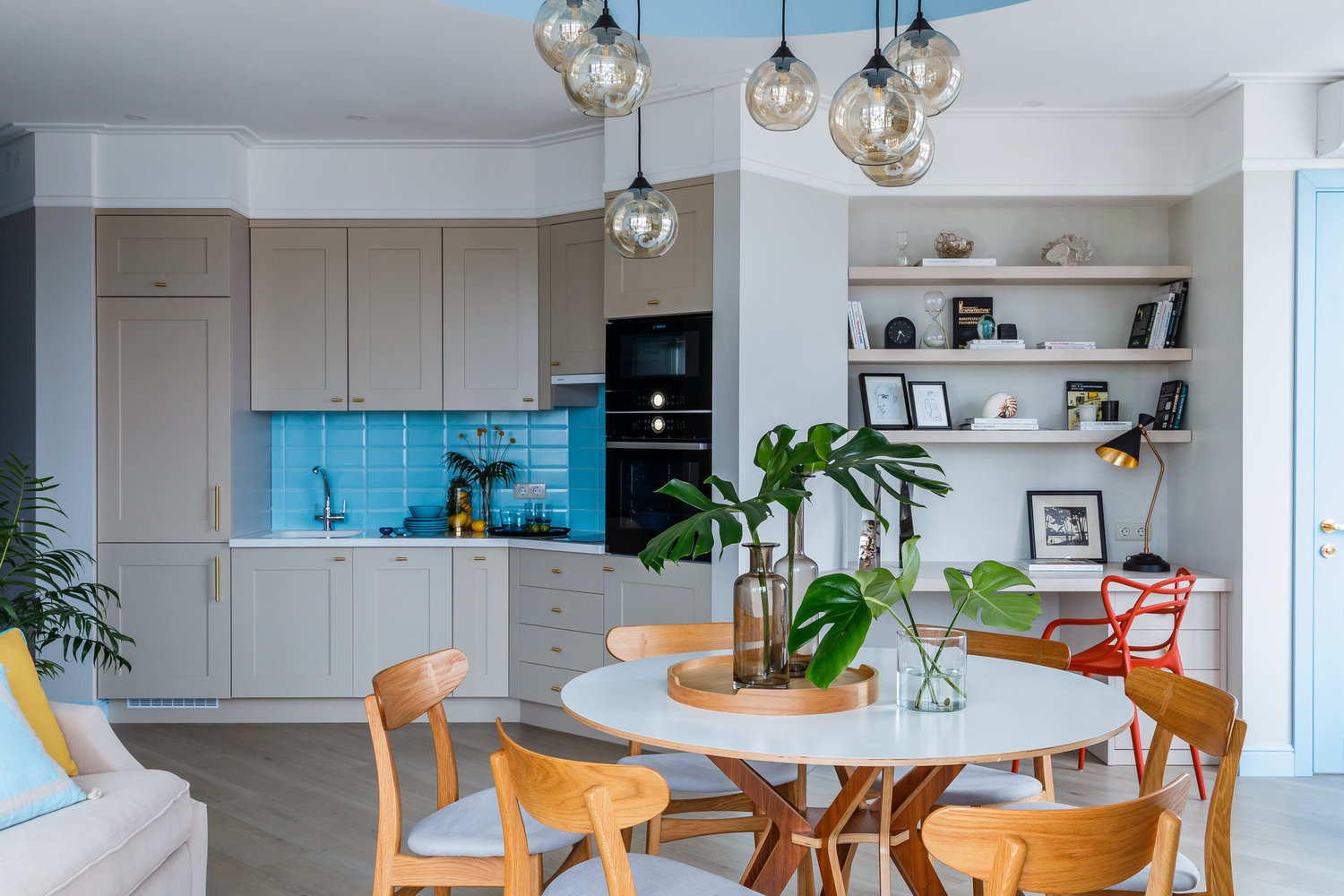 Фотография: Кухня и столовая в стиле Современный, Гостиная, Гид, Nolte, Nolte Küchen, Nolte Kuchen – фото на INMYROOM Фотография: Кухня и столовая в стиле Современный, Гостиная, Гид, Nolte, Nolte Küchen, Nolte Kuchen – фото на INMYROOM