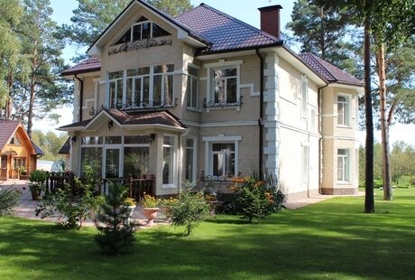 Реконструкция входной зоны + фасад, освещение