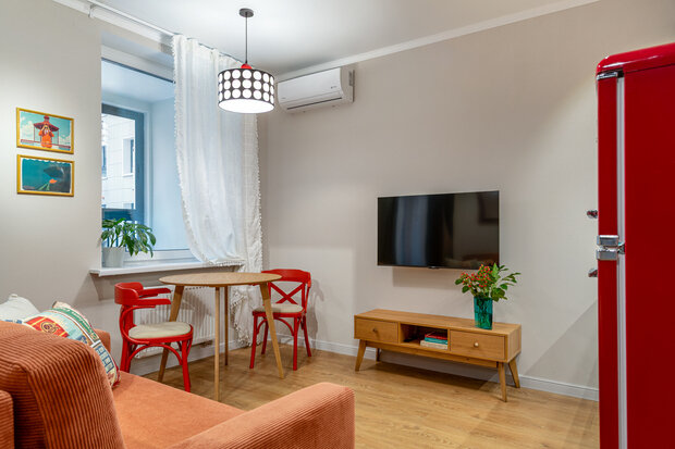 Фотография: Гостиная в стиле Современный, Малогабаритная квартира, Квартира, Студия, Проект дня, Москва, до 40 метров, малогабаритки, современный с элементами ретро, фото интерьера, дизайн интерьера фото, Светлана Немцова – фото на INMYROOM