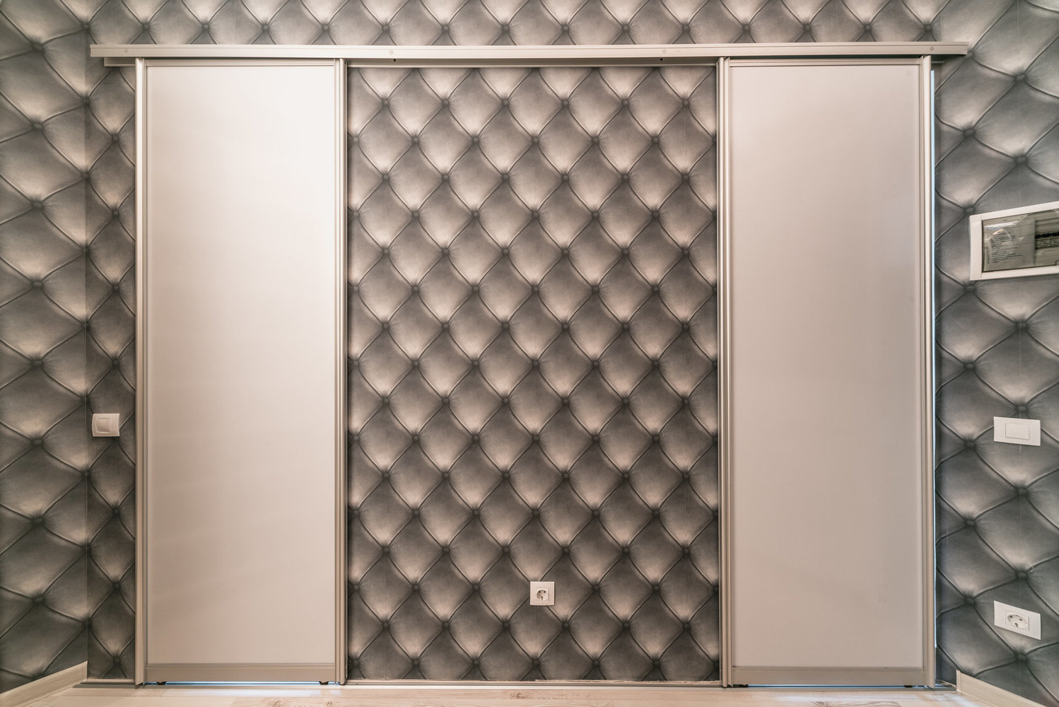 Фотография: Прихожая в стиле Скандинавский, Современный, Квартира, Проект недели, Бирюзовый, 1 комната, 40-60 метров, Симферополь, Татьяна Петрова – фото на INMYROOM