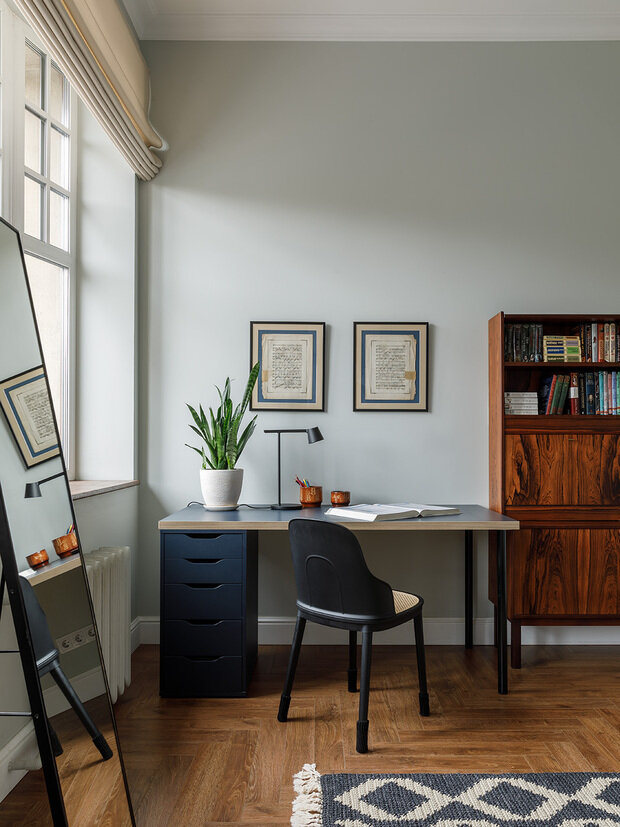 Фотография: Кабинет в стиле Современный, Эклектика, Винтажный, Квартира, Проект дня, Санкт-Петербург, Кирпичный дом, 4 и больше, Бохо, Анна Король – фото на INMYROOM