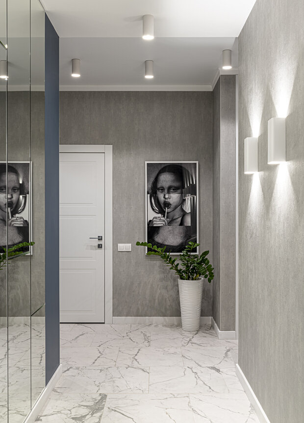 Фотография: Прихожая в стиле Современный, Минимализм, Квартира, Проект недели, Казань, 4 и больше, Более 90 метров, Averinastudio, Ксения Аверина – фото на INMYROOM