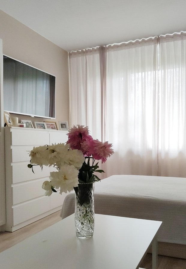 Фото из портфолио Спальня-гостиная 17.2 кв.м. – фотографии дизайна интерьеров на INMYROOM