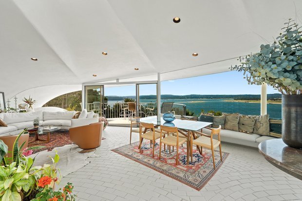 Фотография: Гостиная в стиле Эко, Дом, Гид, Индивидуальный проект – фото на INMYROOM