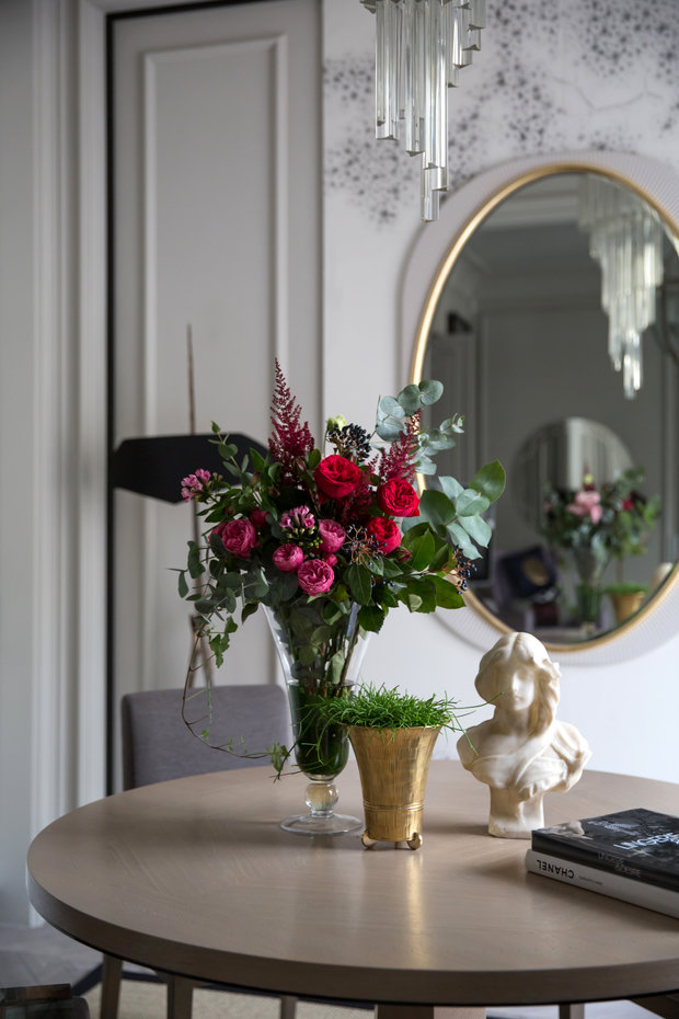 Фотография: Декор в стиле Классический, Квартира, Проект недели, Москва, Марина Филиппова, 2 комнаты, 60-90 метров, #эксклюзивныепроекты – фото на INMYROOM