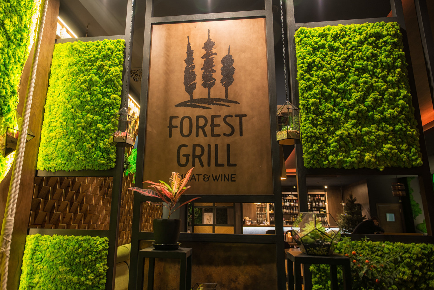 Фото из портфолио Дизайнер интерьера Курск. Ресторан FOREST GRILL – фотографии дизайна интерьеров на INMYROOM
