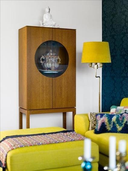 Фотография: Гостиная в стиле Восточный, Декор интерьера, Мебель и свет, Шкаф – фото на INMYROOM