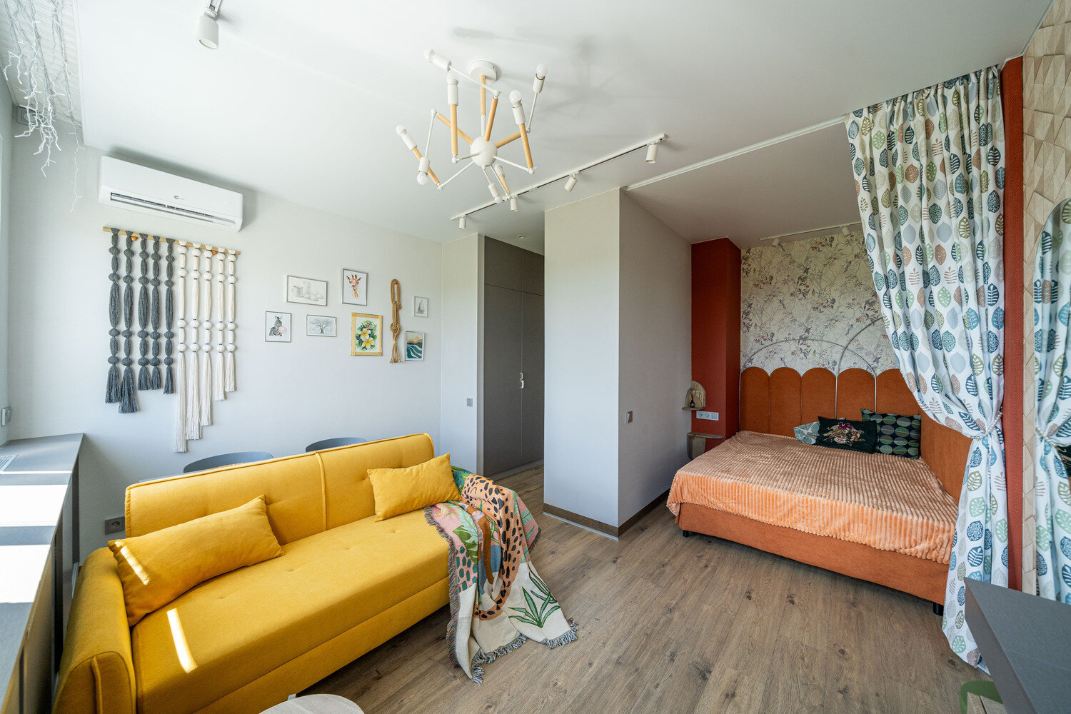 Фотография: в стиле , Малогабаритная квартира, Квартира, Студия, Проект дня, до 40 метров, Хабаровск, Мария Зонова – фото на INMYROOM Фотография: в стиле , Малогабаритная квартира, Квартира, Студия, Проект дня, до 40 метров, Хабаровск, Мария Зонова – фото на INMYROOM