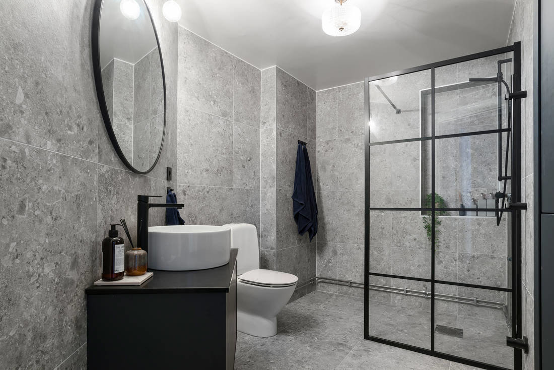 Фотография: Ванная в стиле Скандинавский, Минимализм, Квартира, Советы, 40-60 метров – фото на INMYROOM Фотография: Ванная в стиле Скандинавский, Минимализм, Квартира, Советы, 40-60 метров – фото на INMYROOM