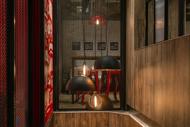 Фото из портфолио Ресторан KFC – фотографии дизайна интерьеров на INMYROOM