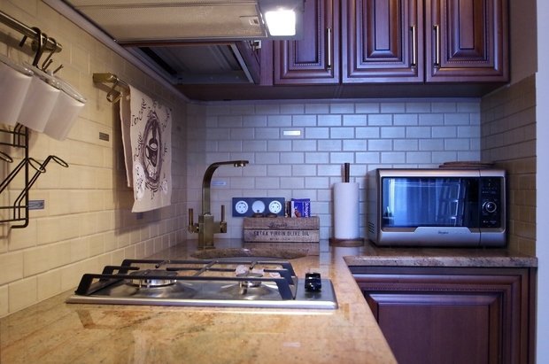 Фотография: Кухня и столовая в стиле Лофт, Эклектика, Малогабаритная квартира, Квартира, Студия, Проект недели, Санкт-Петербург, Анастасия Киселева, Кирпичный дом, до 40 метров – фото на INMYROOM