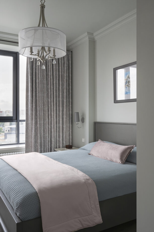 Фотография: Спальня в стиле Классический, Современный, Эклектика, Квартира, Проект дня, Москва, 2 комнаты, 60-90 метров, современный с элементами классики и роскоши – фото на INMYROOM