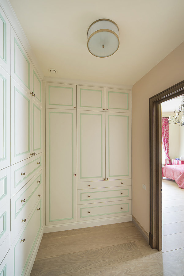 Фотография: Прихожая в стиле Прованс и Кантри, Квартира, Дома и квартиры, Проект недели – фото на INMYROOM