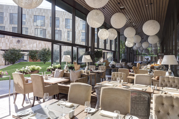 Фото из портфолио Кресло Парадизо и Кресло Бордо-2 в Hotel DoubleTree by Hilton – фотографии дизайна интерьеров на INMYROOM