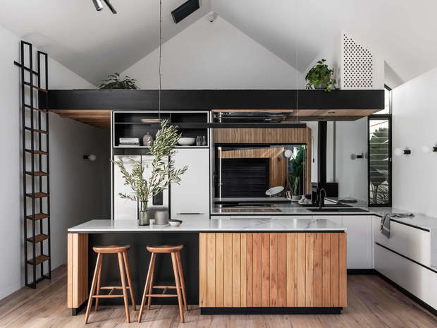 Фотография: Кухня и столовая в стиле Скандинавский, Эко, Современный, Дом, Белый, Черный, Бежевый, Дом и дача – фото на INMYROOM