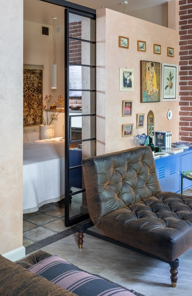 Фотография: Гостиная в стиле Лофт, Современный, Эклектика, Малогабаритная квартира, Квартира, Проект недели, Минск, 2 комнаты, 40-60 метров, Бохо, Галина Бардашевич – фото на INMYROOM